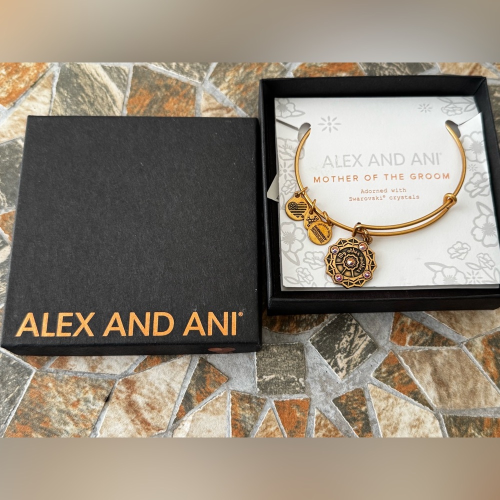 Alex and Ani “Mother of the Groom” Bracelet w/ Swarovski Crystals – NWT